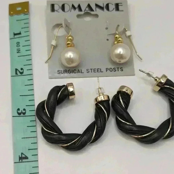 NWT Pearl earrings and unbranded black fabric wrapped hoop jewelry bundle in EUC - Picture 4 of 5